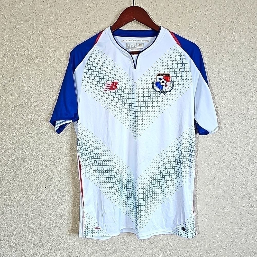 New Balance Panamá 2018 Away Soccer Jersey.